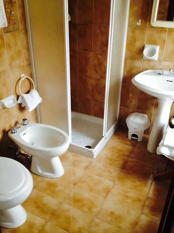 **  Meuble La Perla Hotell Auronzo di Cadore Italien